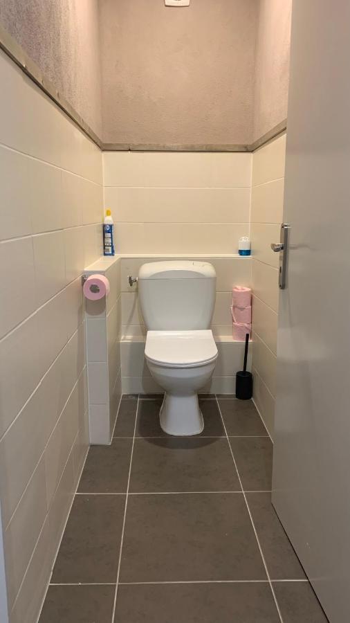 La Casa Lägenhet Uchizy Exteriör bild