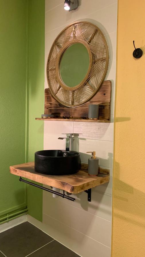 La Casa Lägenhet Uchizy Exteriör bild