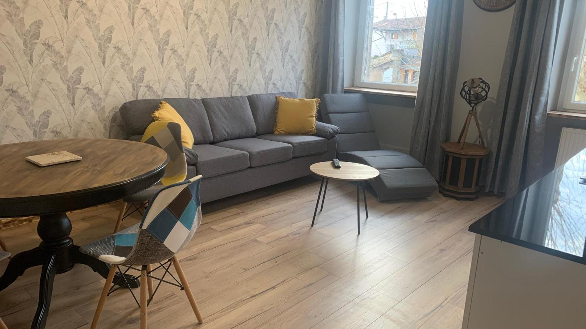 La Casa Lägenhet Uchizy Exteriör bild