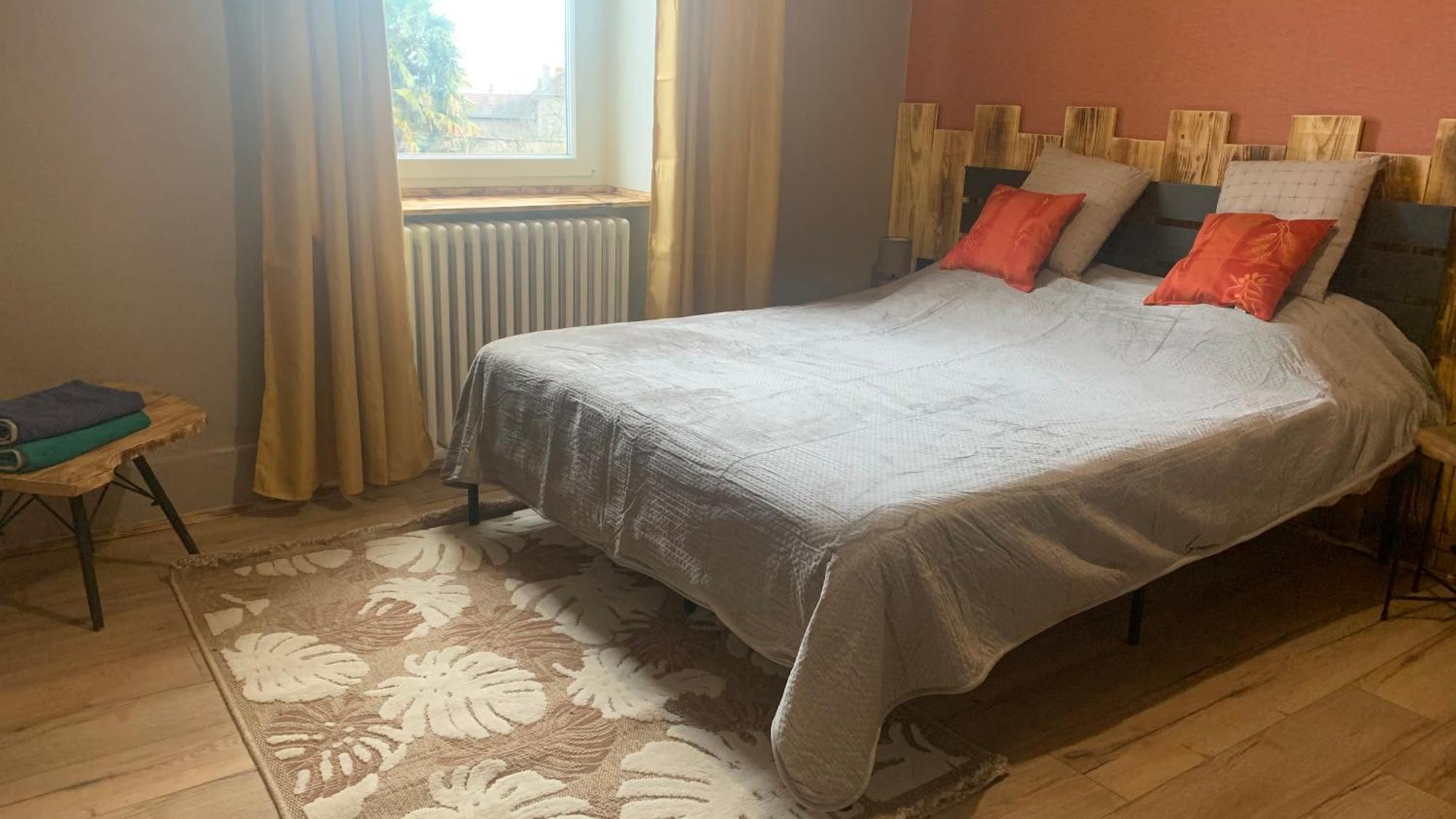 La Casa Lägenhet Uchizy Exteriör bild