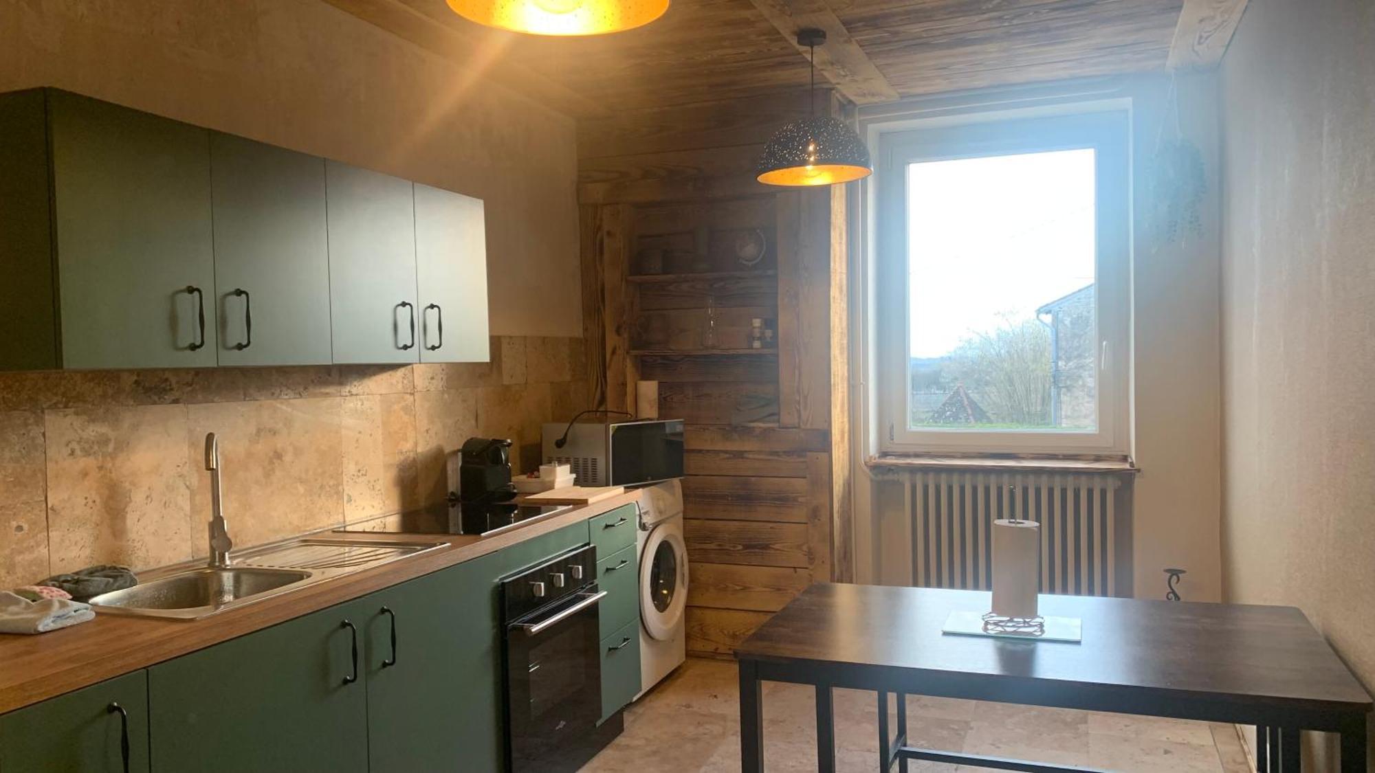 La Casa Lägenhet Uchizy Exteriör bild